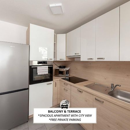 Perfect Place Apartments Kranj Esterno foto
