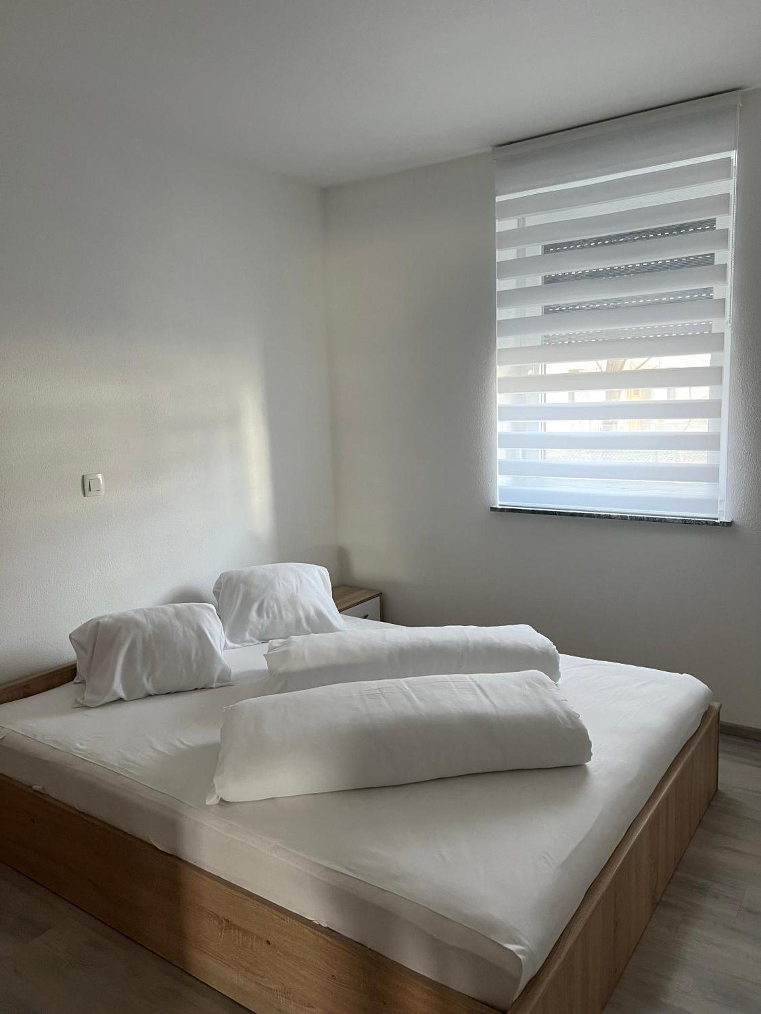 Perfect Place Apartments Kranj Esterno foto