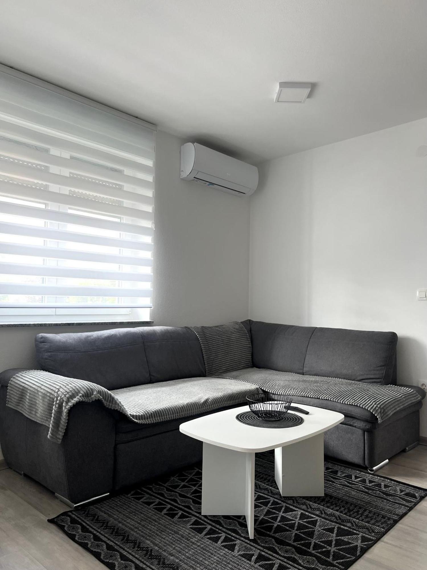 Perfect Place Apartments Kranj Esterno foto